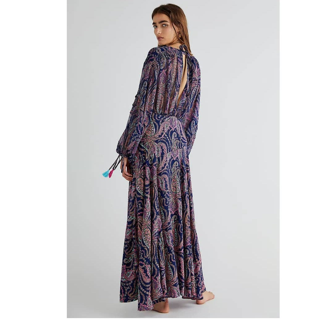 free people paisley maxi dress New Mirage Boho $198 Size 0 Long Sleeve – Timeless Treasurz Featuring a classic A Size:EU 34 | US 4-4.5 Neckline:V-neck Sewing pattern S527