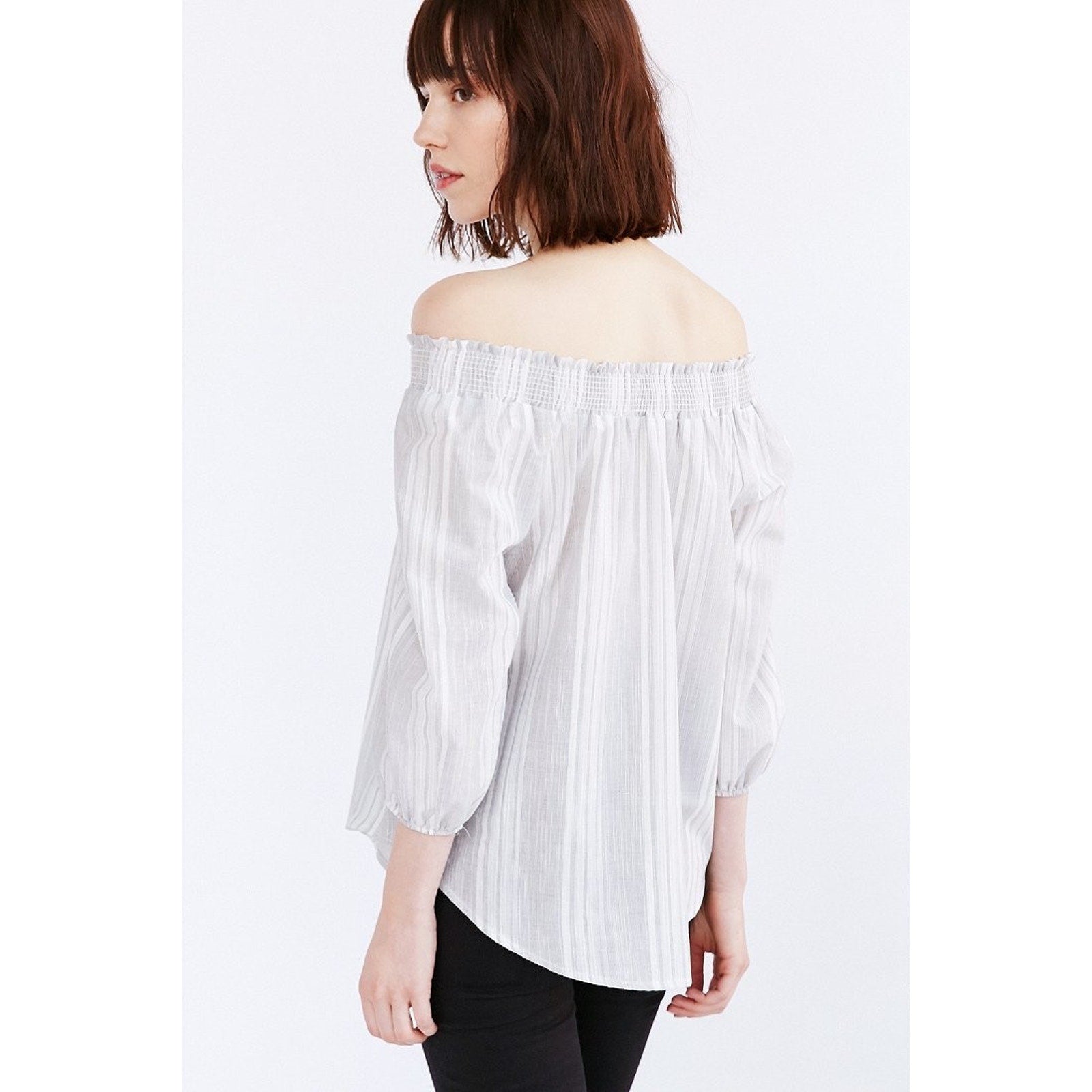 NEW Urban Outfitters by BDG Gray Smocked Off-the-shoulder Blouse Size Small