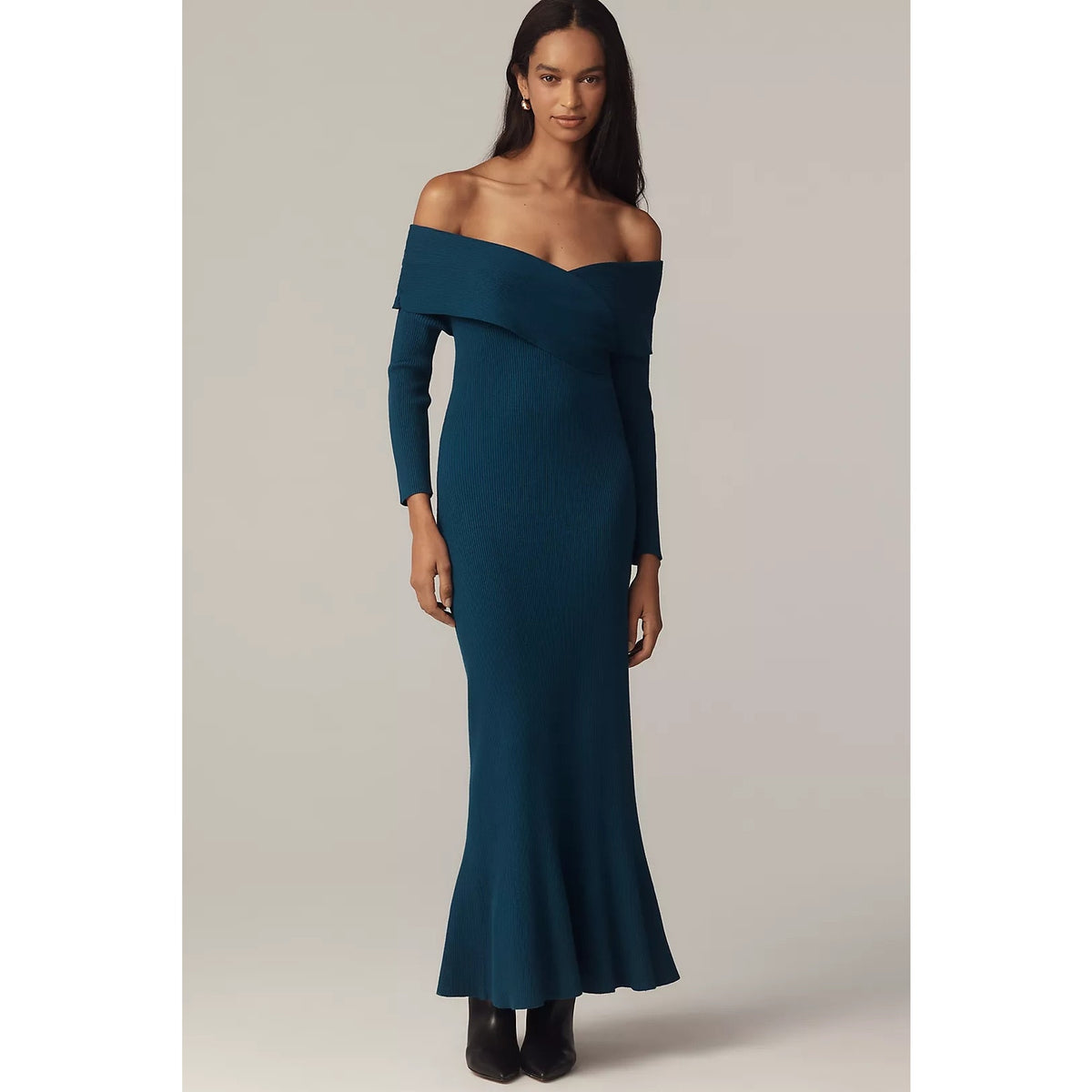 Medium blue off-shoulder sweater dress with long sleeves and fitted mermaid hem
