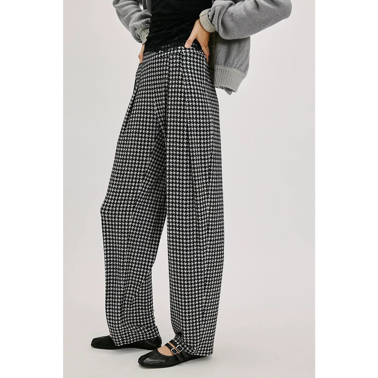 New FREE PEOPLE Norma Kamali Low-Rise Pleated Trousers $200 XS Black HOUNDSTOOTH
