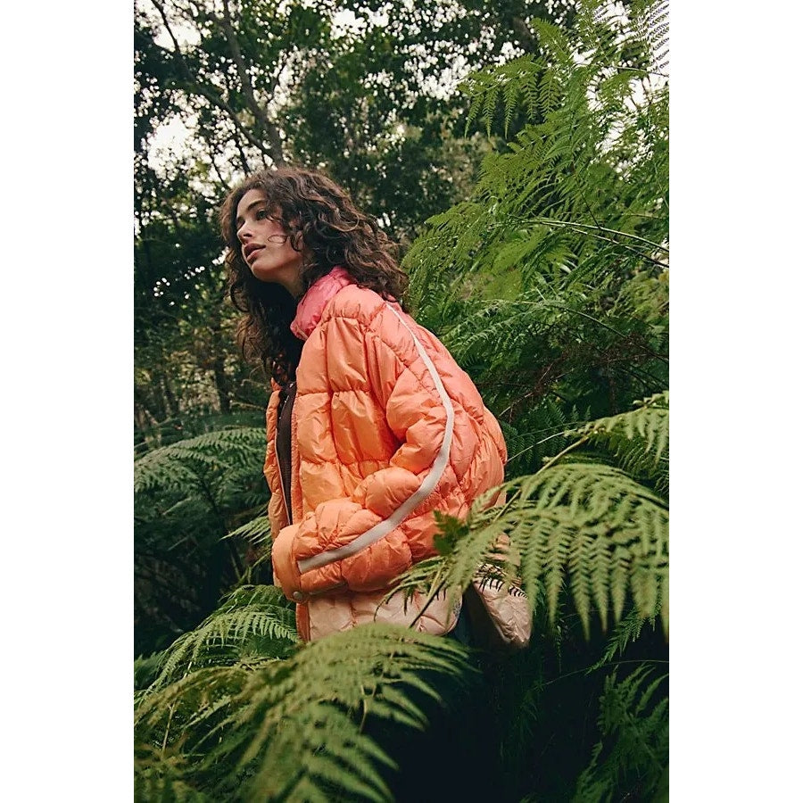 New FREE PEOPLE Scrunchy Glossy Printed Pippa Packable Puffer Jacket $228 SMALL