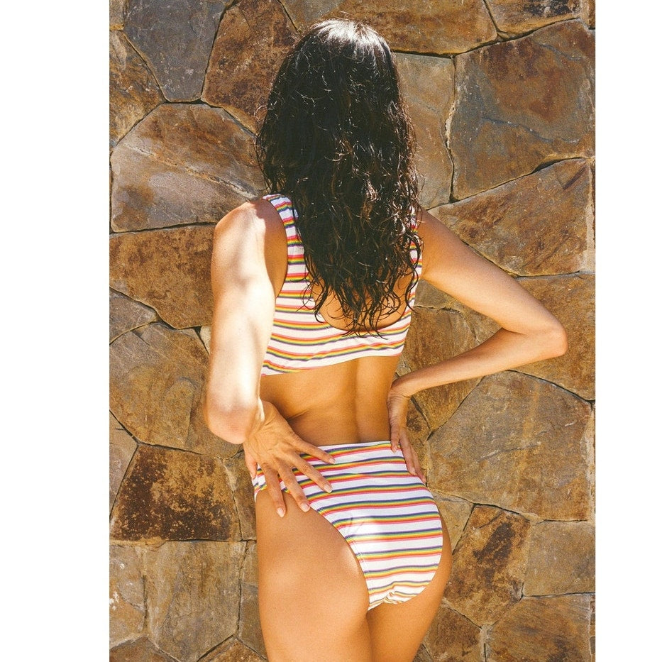 New UO Out From Under Skinny Dip O-Ring Printed One-Piece Swimsuit $82 MEDIUM
