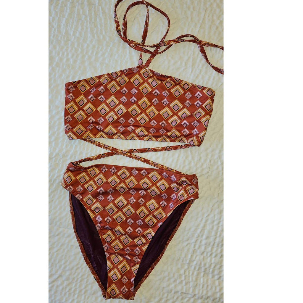 New Free People x Beth Richards Gina Halter One-Piece Geo Swimsuit $250 LARGE