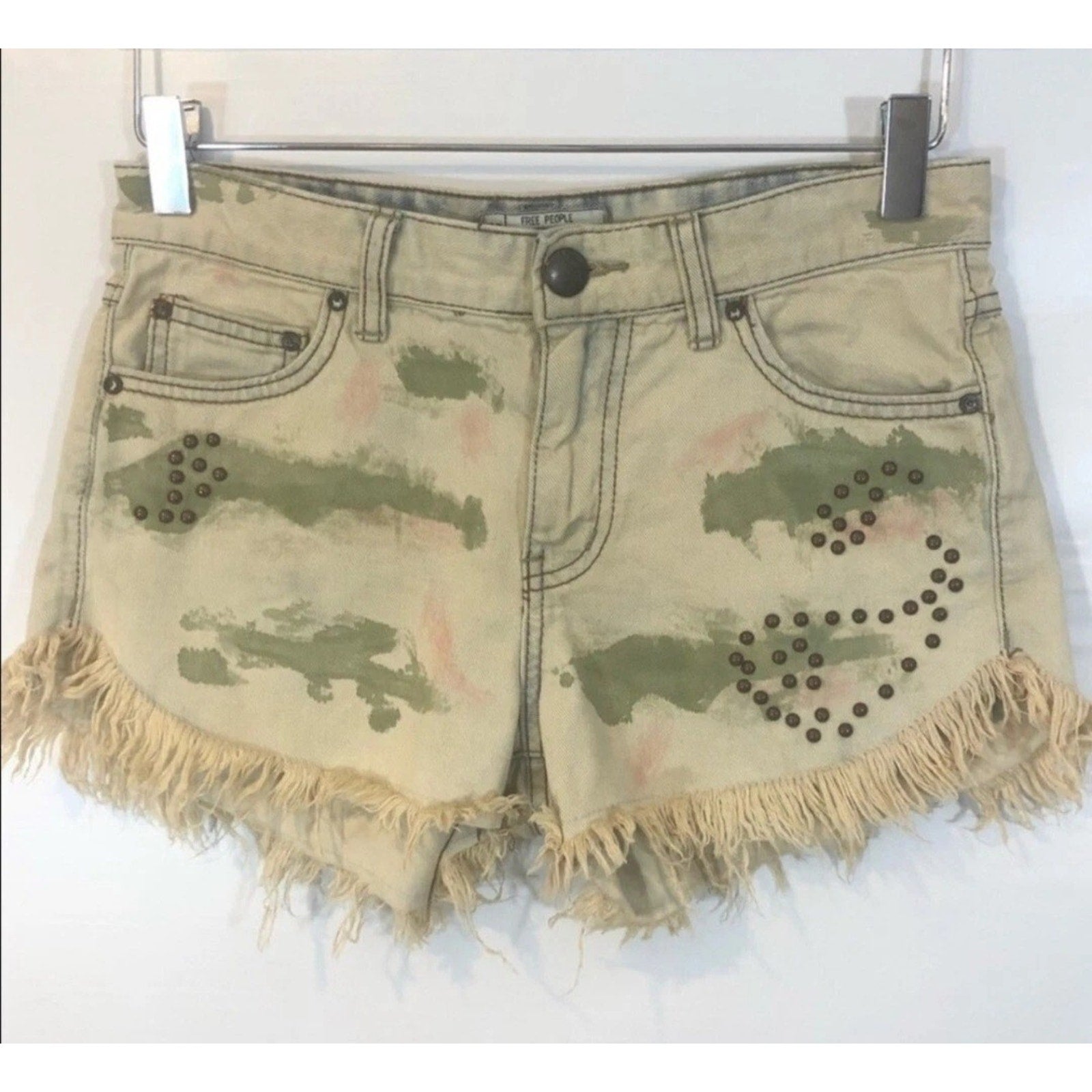 New Free People Camo Cut Off Studded Denim Jean Shorts $98 Size 25 Frayed