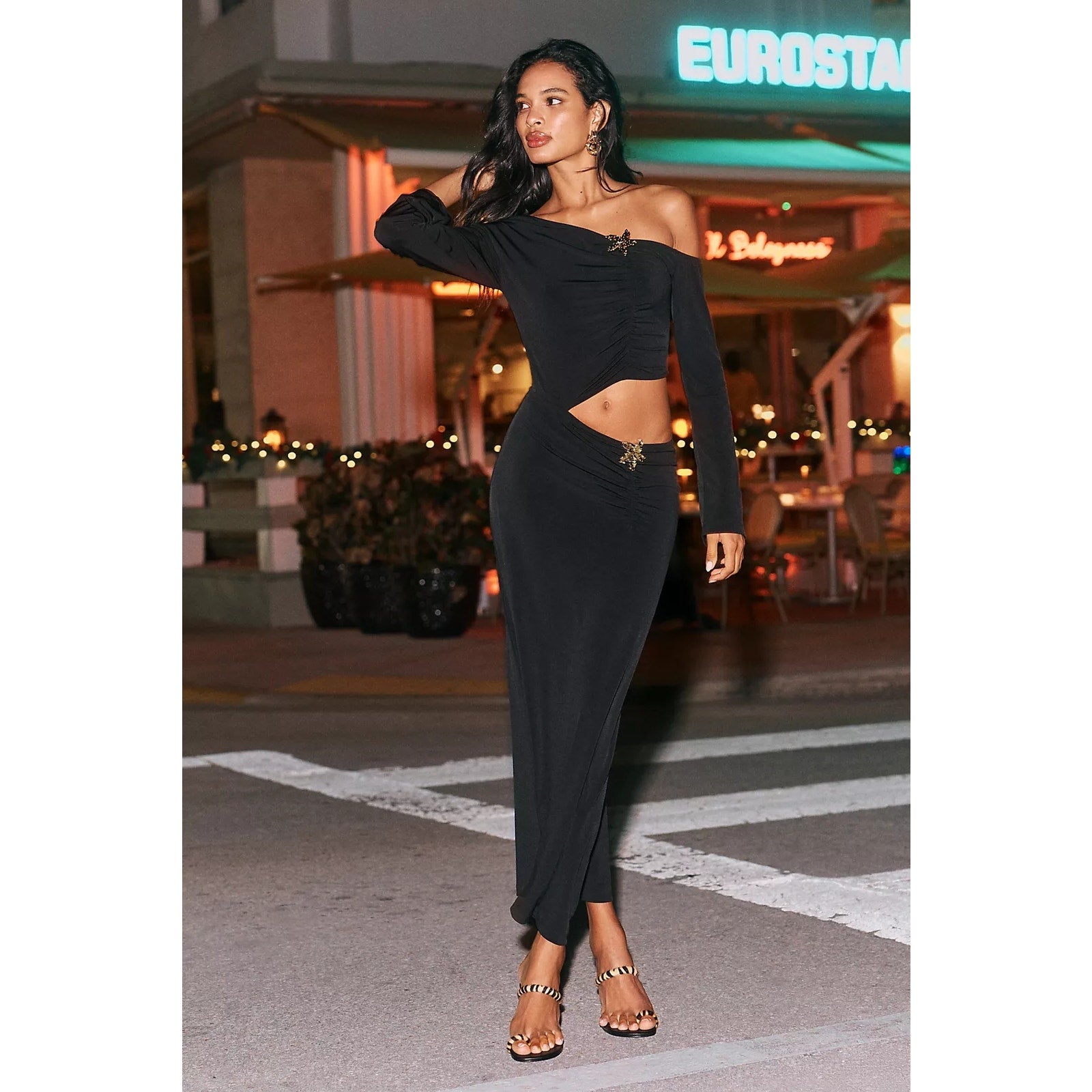 By Anthropologie Knit Cut-Out Long-Sleeve Maxi Dress X-LARGE Black – Timeless Treasurz