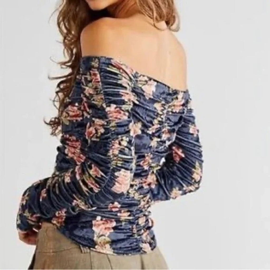 New Free People Reina Top FLORAL VELVET $88 XS Blue Long Sleeve Off The Shoulder