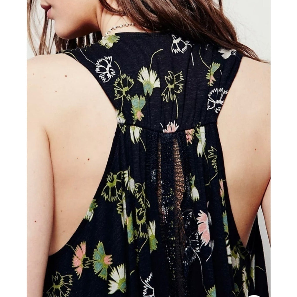 New Free People Love Potion Floral Tank Top $88 SMALL Black V-neck Eyelash Lace