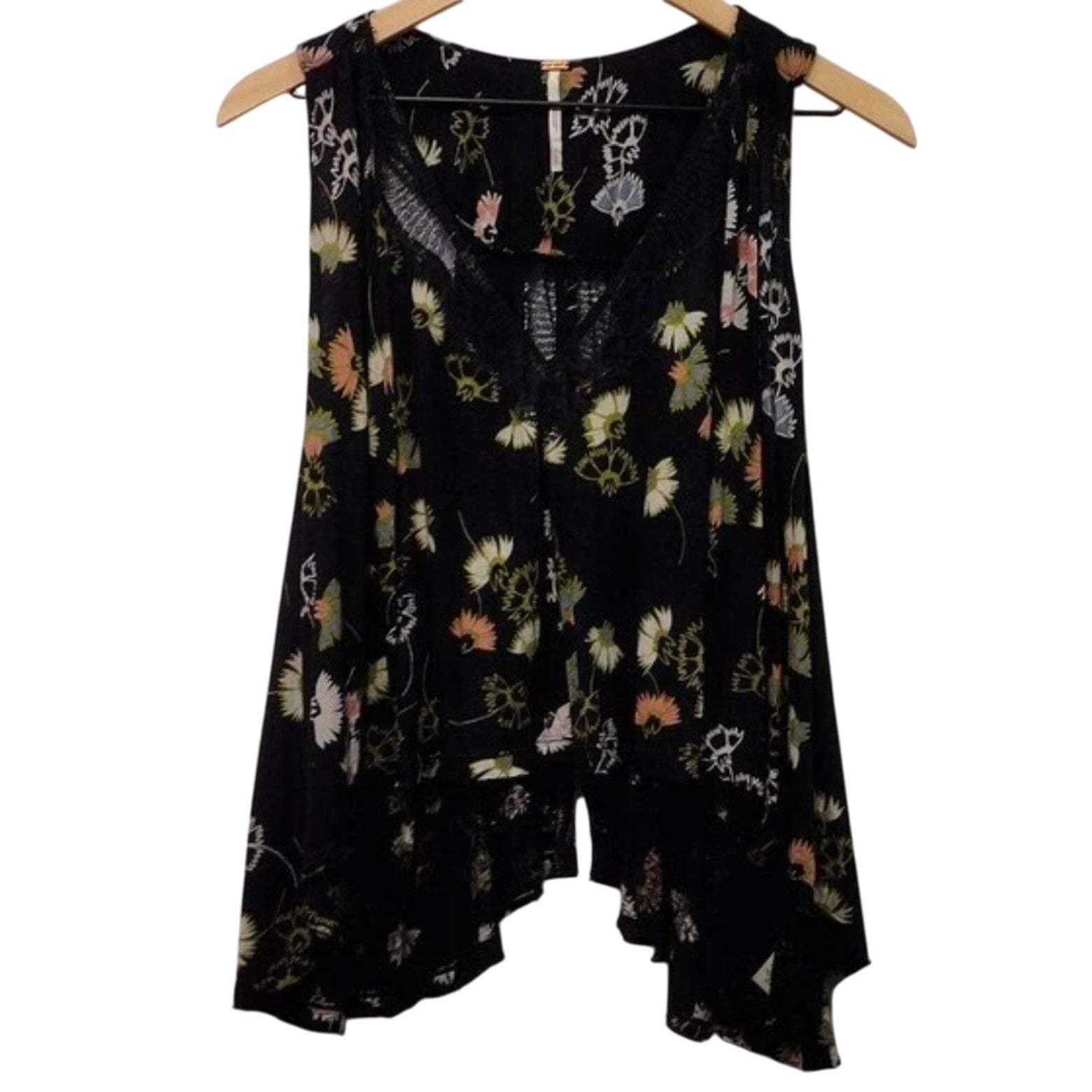 New Free People Love Potion Floral Tank Top $88 SMALL Black V-neck Eyelash Lace
