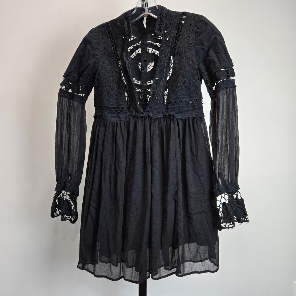 New Free People In Dreamland Cutwork Embroidered Mini Dress $168 Size 2 Black