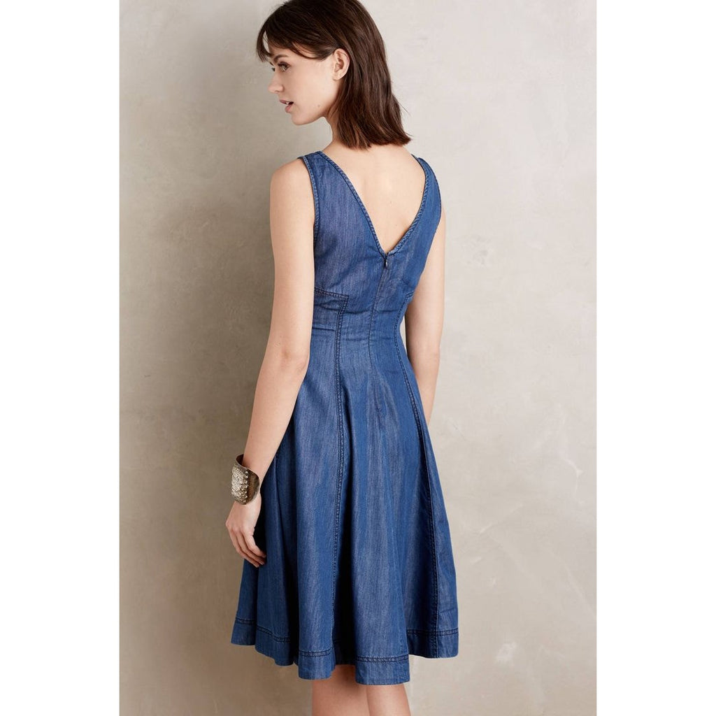 New Anthropologie HOLDING HORSES Seamed Denim Dress $148 SIZE 6 Blue KNEE LENGTH