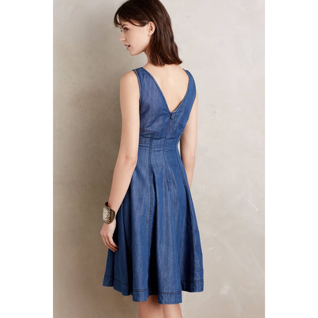 New Anthropologie HOLDING HORSES Seamed Denim Dress $148 SIZE 6 Blue KNEE LENGTH