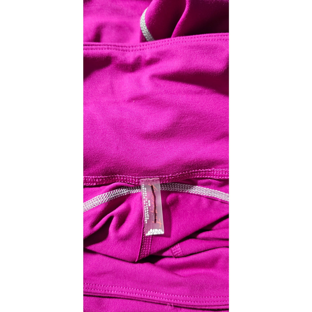 Free People MOVEMENT You're A Peach Leggings MEDIUM Berry Bliss POCKETS Free People