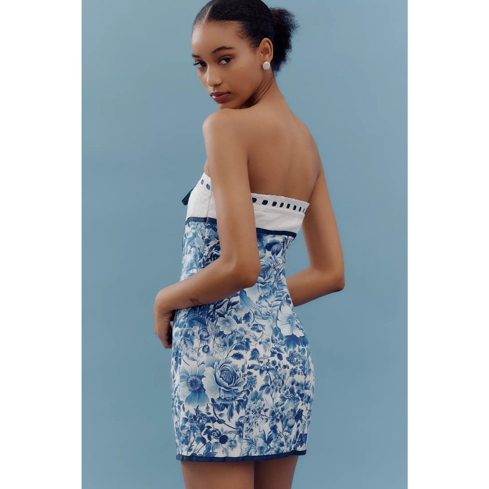 Anthropologie Maeve Strapless Tie-Front Mini Dress X-Large Blue Floral – Timeless Treasurz