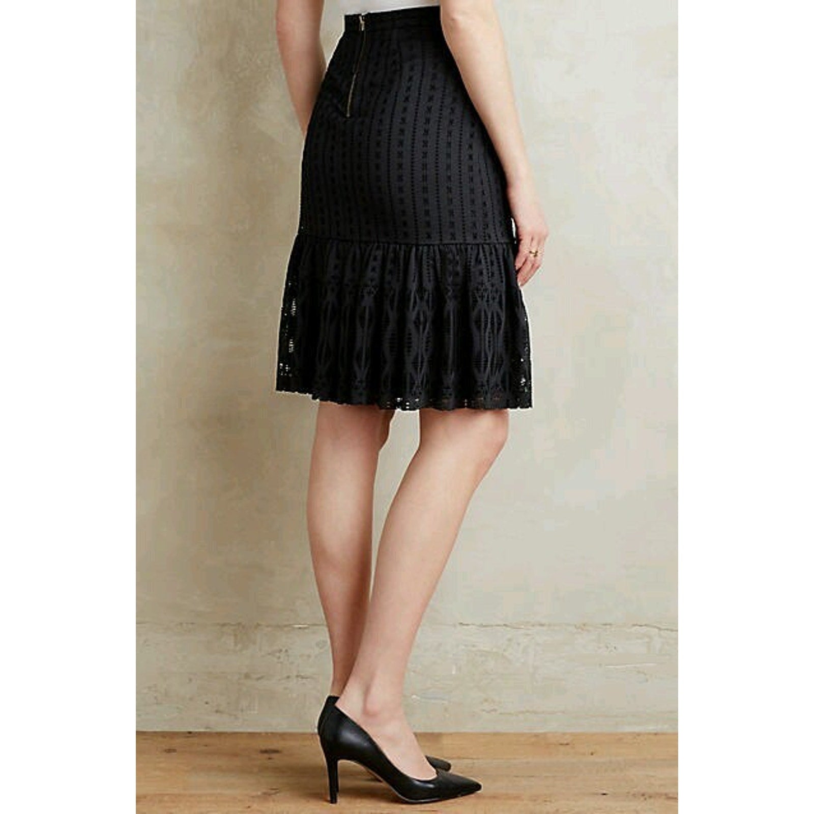 NEW Anthropologie Eyelet Trumpet Skirt by Moulinette Soeurs $98.00 Size Small