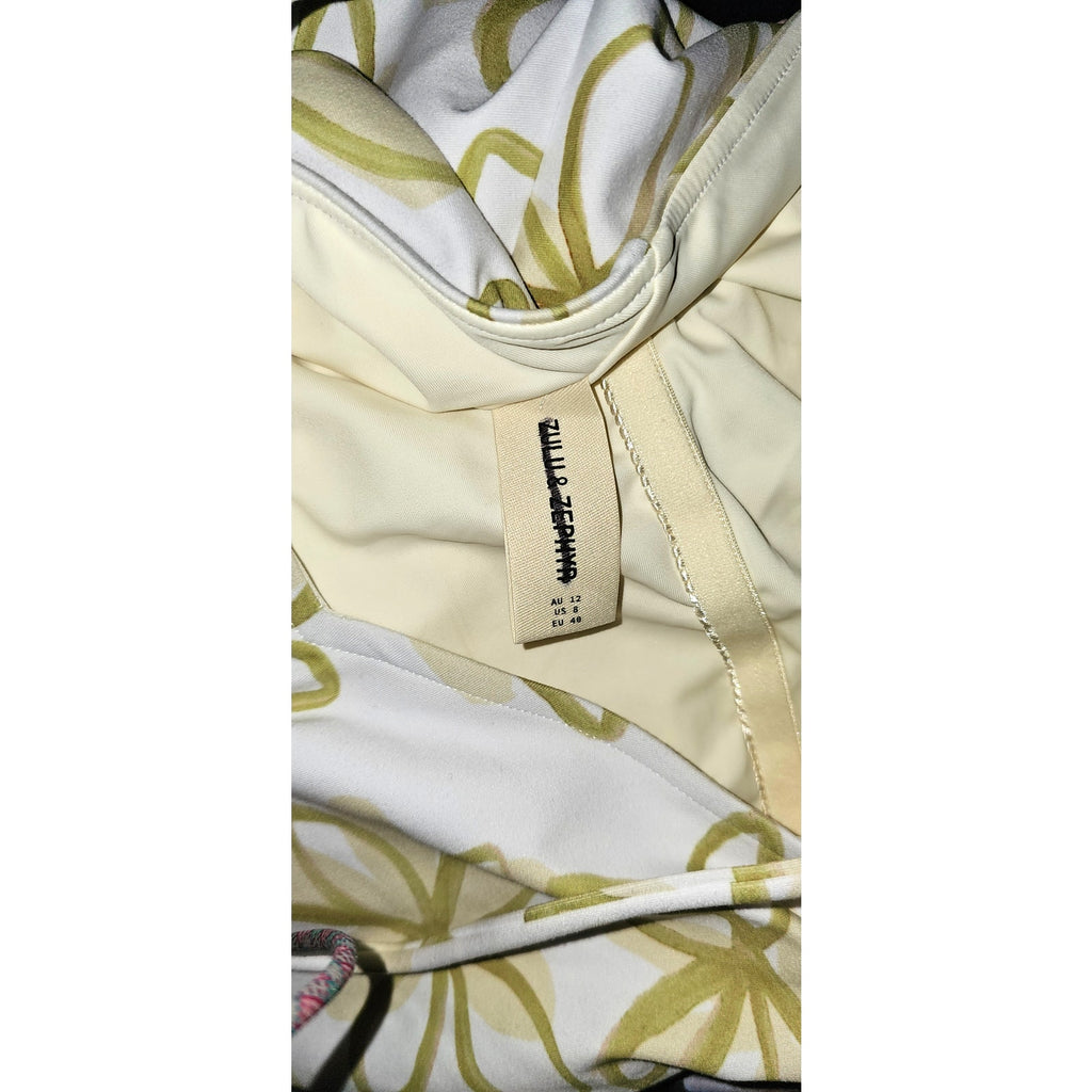 New Free People by Zulu & Zephyr Olive Flower One-Piece $180 SIZE 8 Green Floral