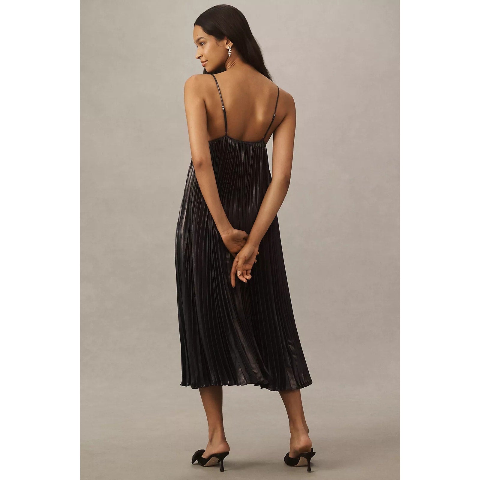 Anthropologie BHLDN Alessia Sleeveless VNeck Pleated Crepe Midi Dress $248 S Anthropologie