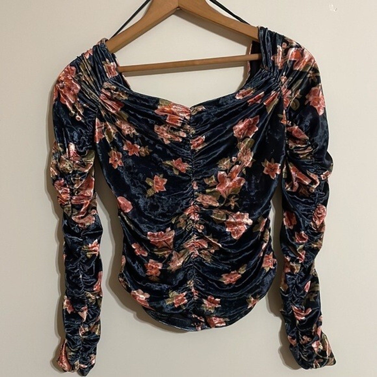 New Free People Reina Top FLORAL VELVET $88 XS Blue Long Sleeve Off The Shoulder