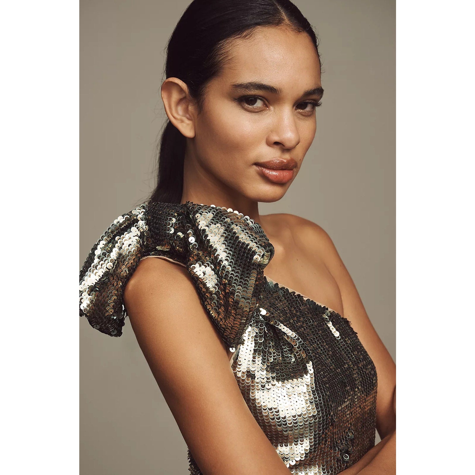 New ANTHROPOLOGIE Maeve One-Shoulder Sequin Mini Dress $228 SIZE 6 Gold PARTY