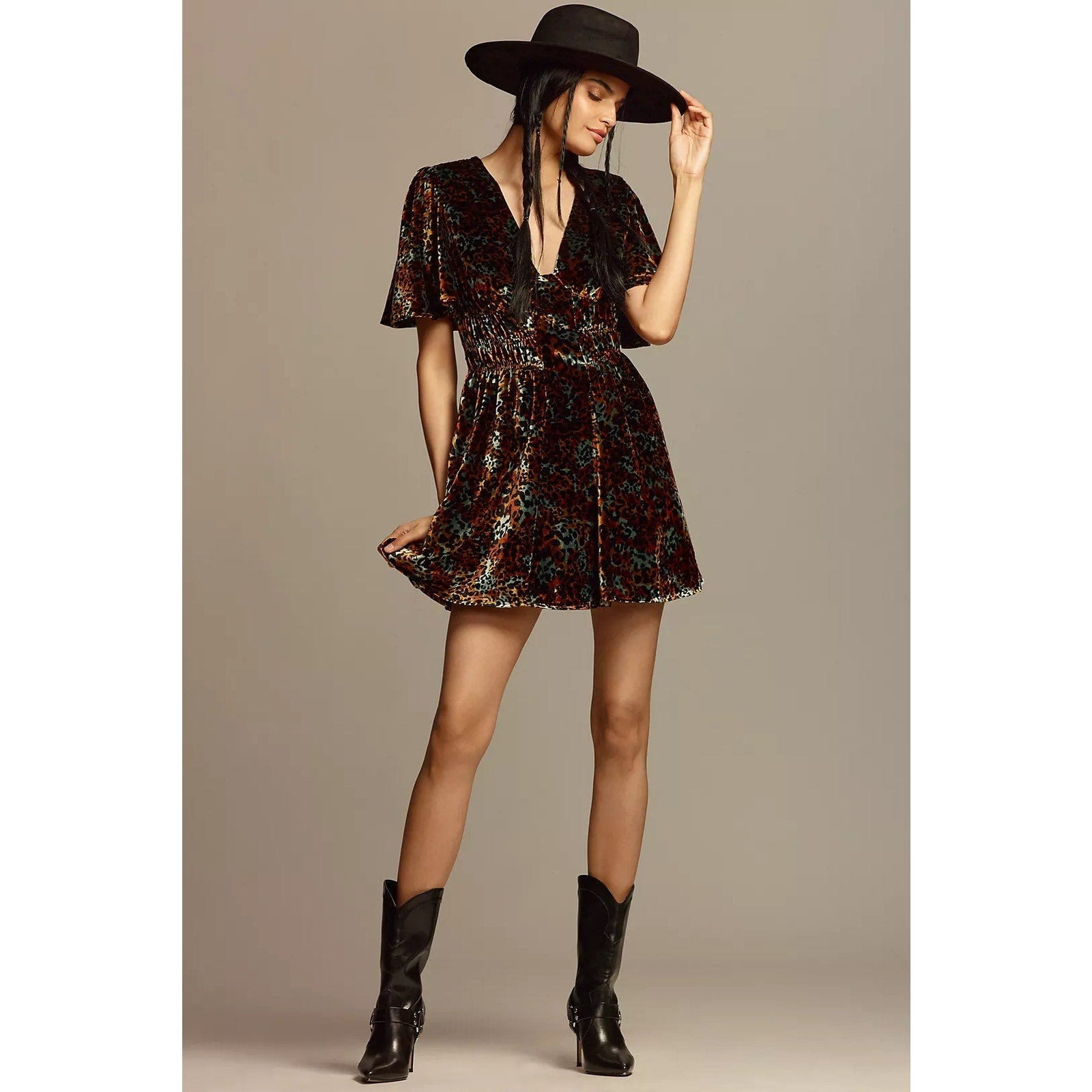 New By Anthropologie Short-Sleeve Velvet Mini Dress $188 SMALL Brown