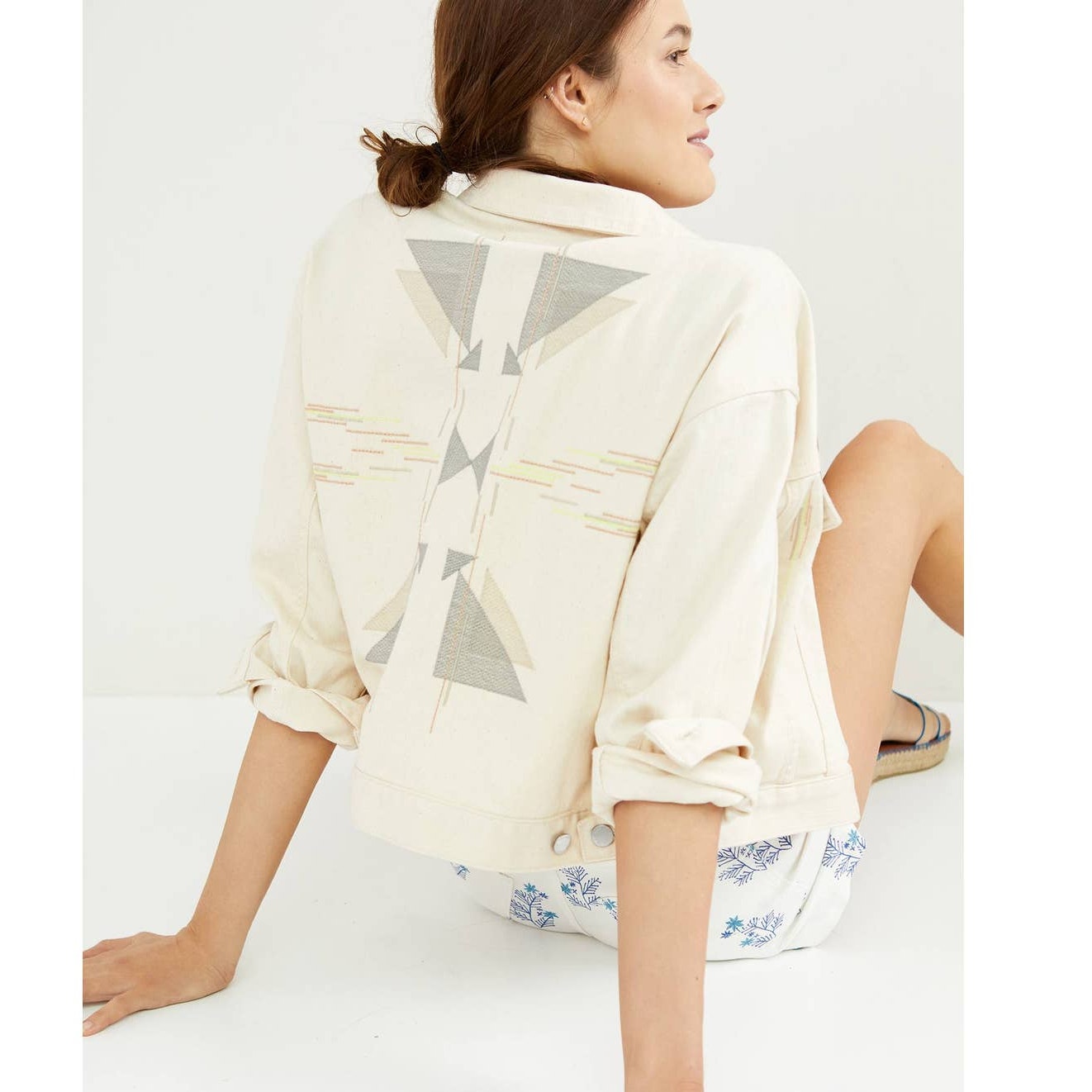 New Anthropologie AG Embroidered Denim Jacket $288 MEDIUM Ivory