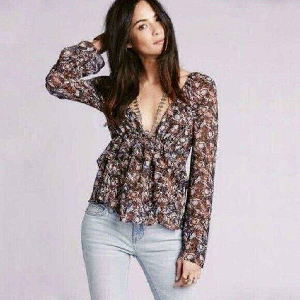 New Free People Uptown Floral Bell Long Sleeve Blouse Retail $118 SMALL Black