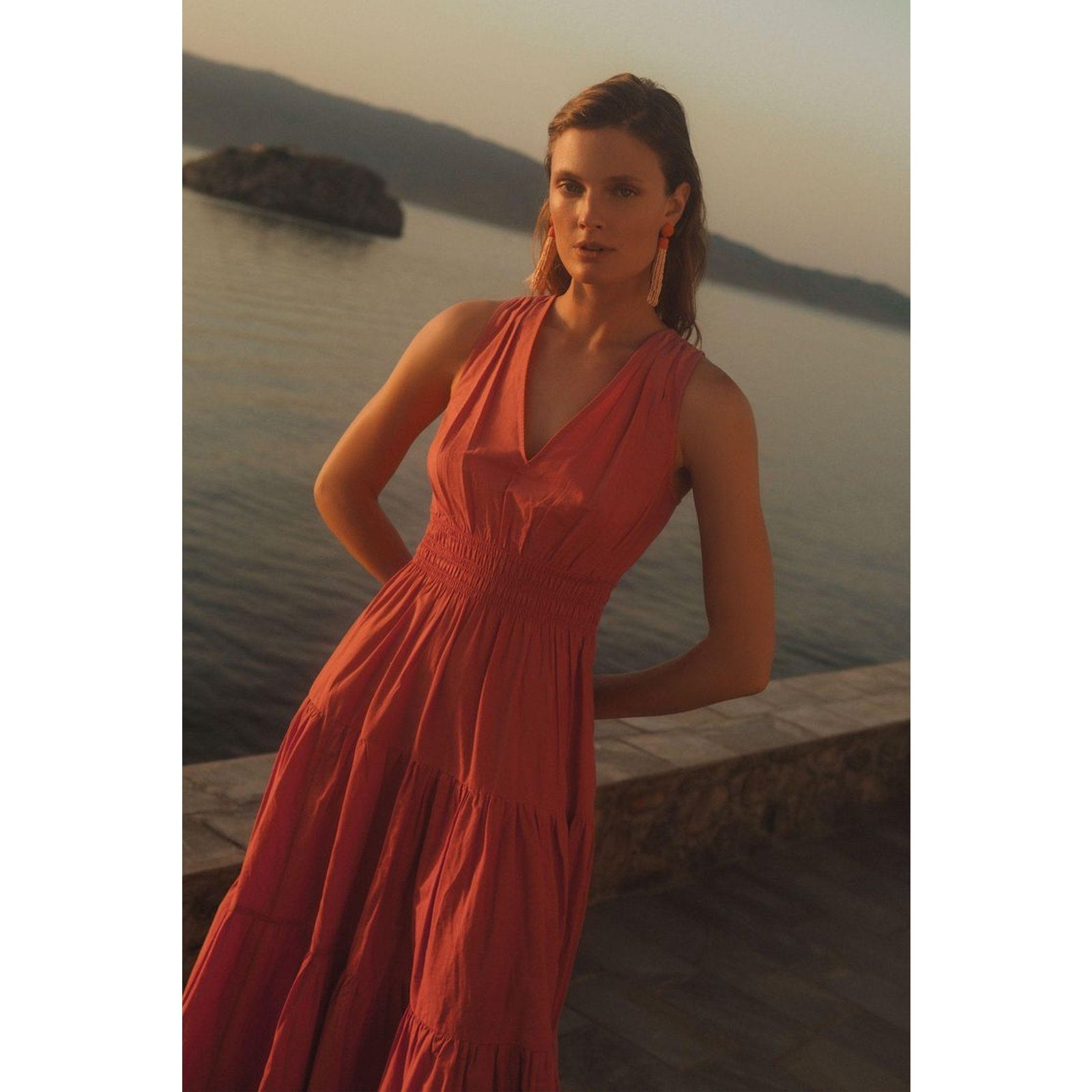 New Anthropologie Maeve Tiered Midi Dress $160 Rose SIZE 2 Rose Smocked