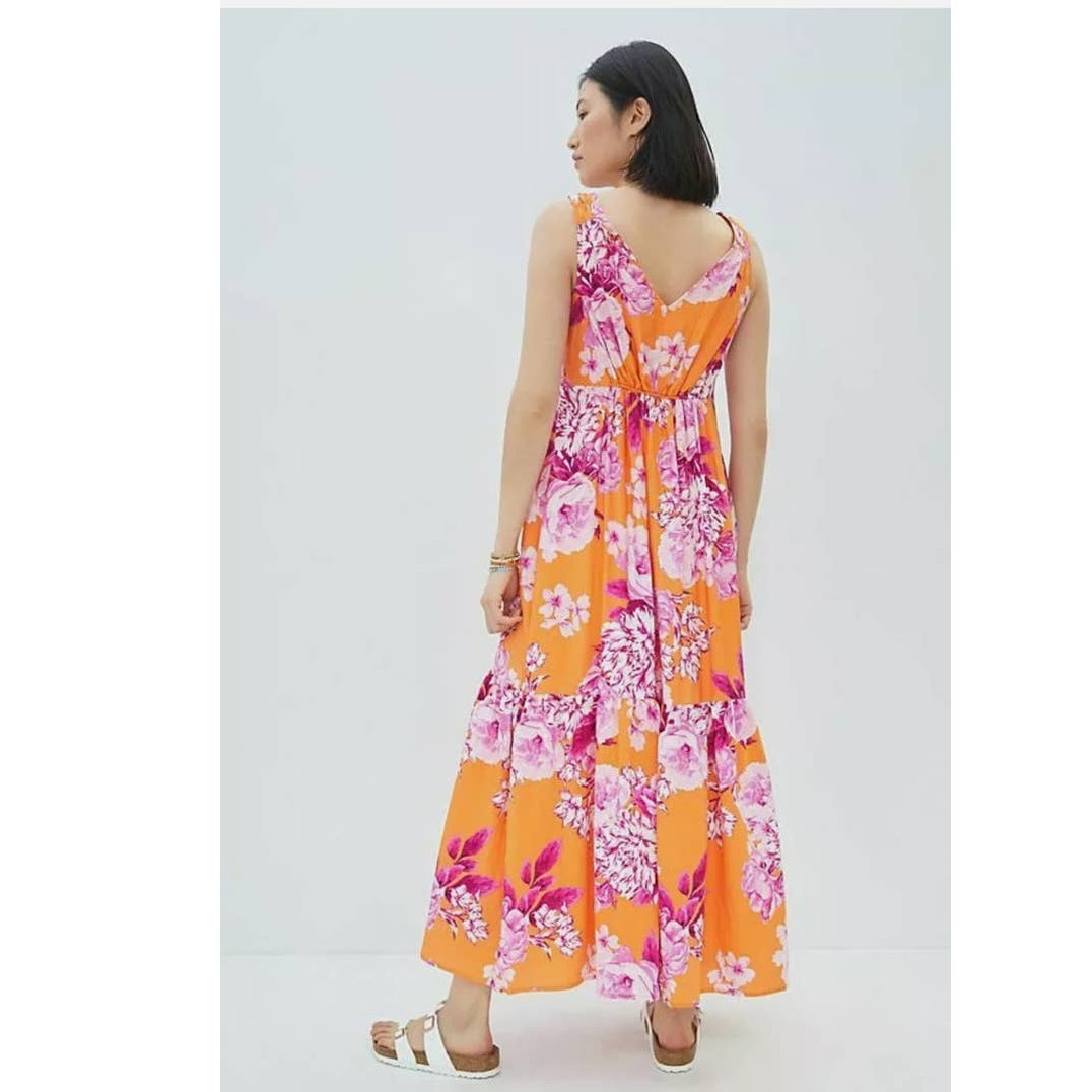 New Anthropologie Gathered Maxi Dress $168  MEDIUM Orange Motif