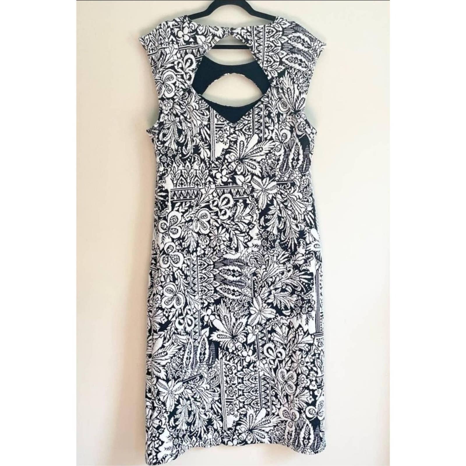 New Anthropologie Jacquard Cut-Out Midi Dress $148 LARGE B&W