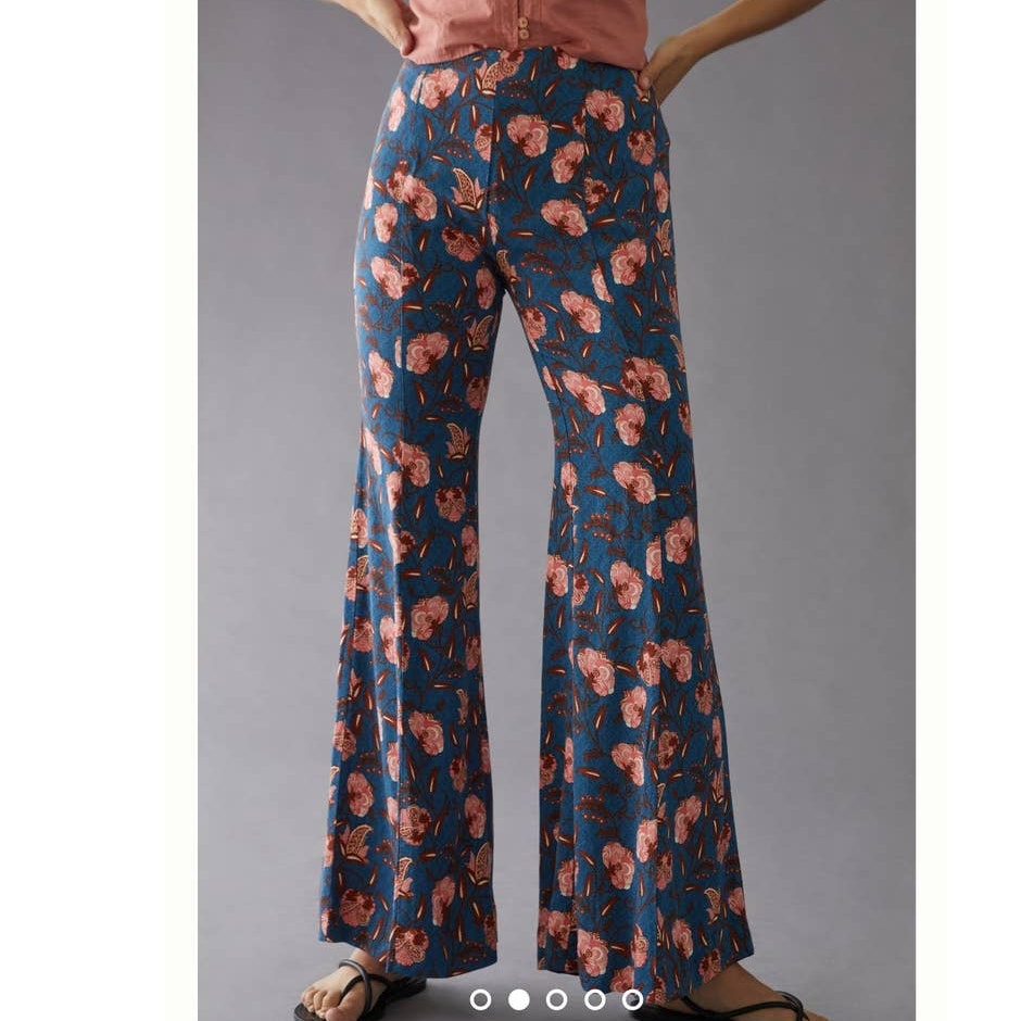 New By Anthropologie Drapey Flare Pants $120 SIZE 2 Blue Motif Pink Floral