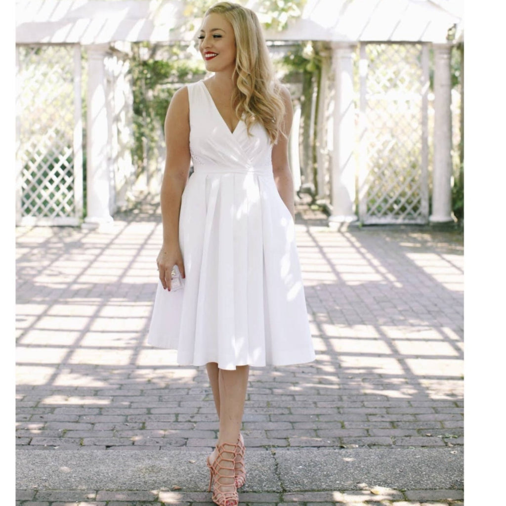 New Anthropologie Collette Dinnigan Pleated Trellis Midi Dress $168 SIZE 4 White