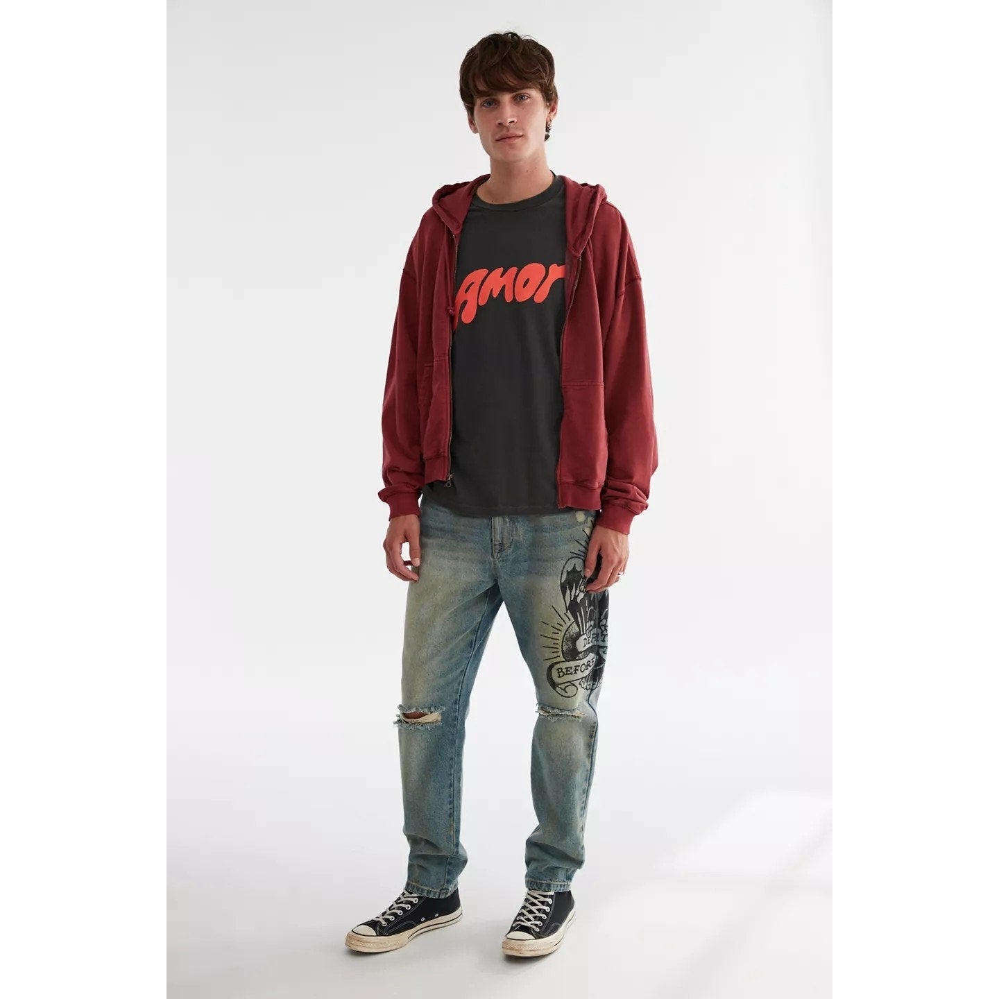 New Urban Outfitters Ed Hardy Graphic Slim Taper Jeans $175 SIZE 32