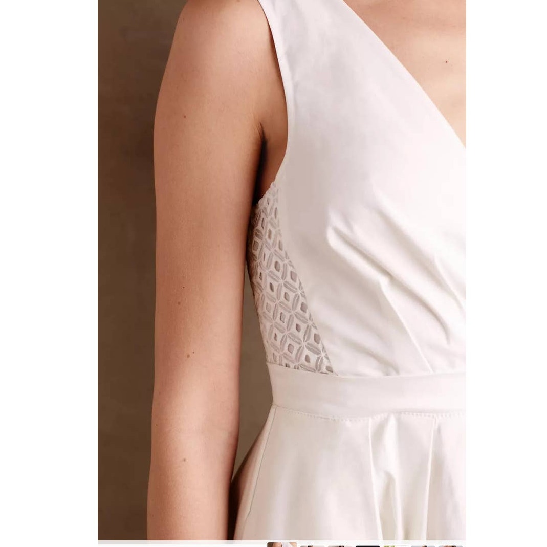 New Anthropologie Collette Dinnigan Pleated Trellis Midi Dress $168 SIZE 4 White