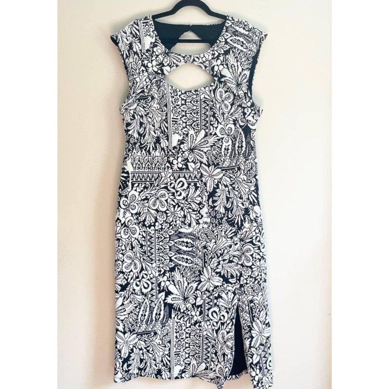 New Anthropologie Jacquard Cut-Out Midi Dress $148 LARGE B&W