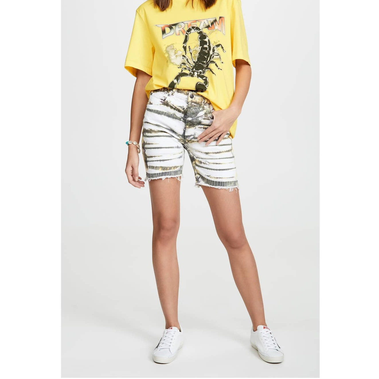 New Urban Outfitters x Agolde Rumi Cutoff Bermuda Shorts $168 SIZE 26 Glide