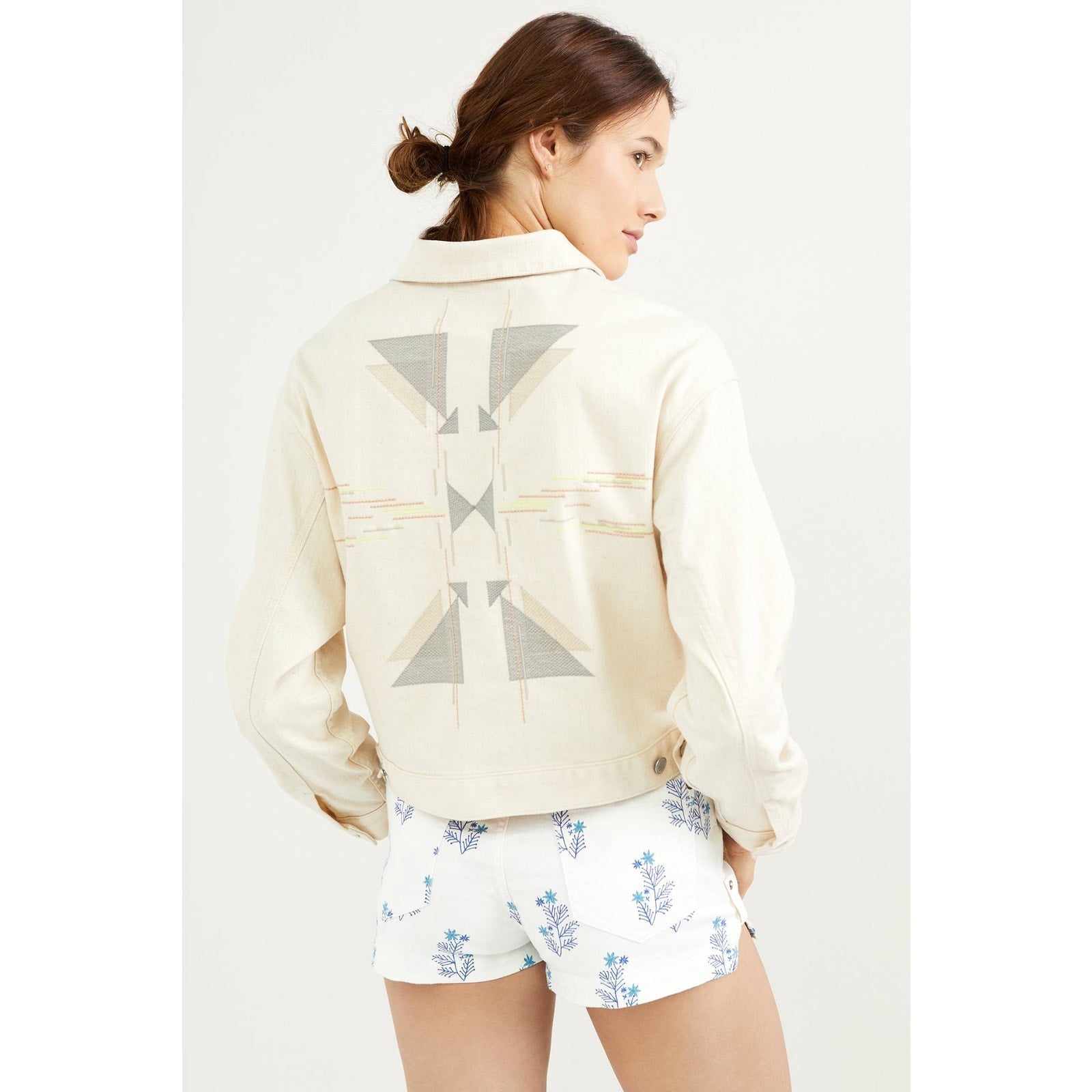 New Anthropologie AG Embroidered Denim Jacket $288 MEDIUM Ivory