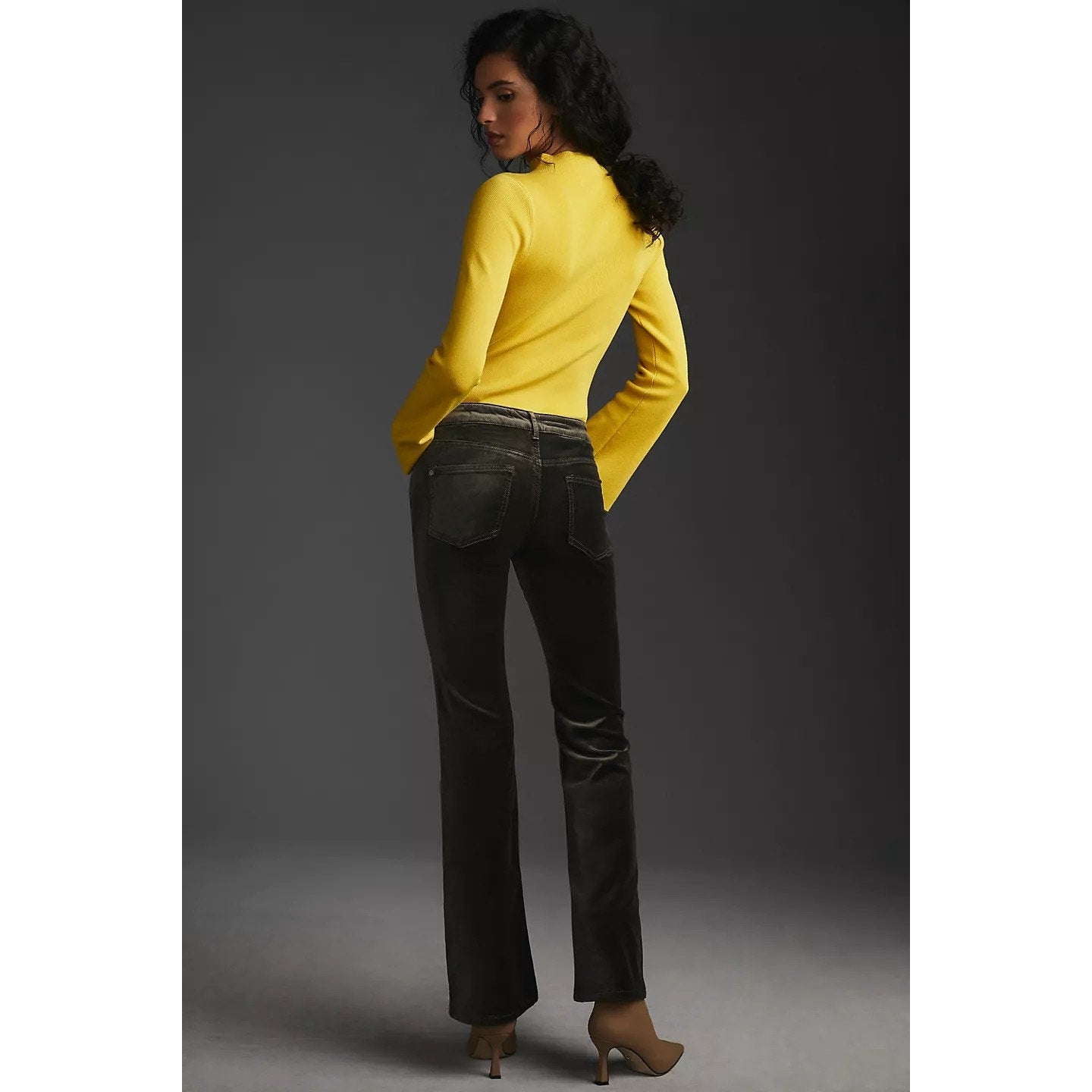 New Anthropologie Pilcro Demilune Mid-Rise Bootcut Velvet Jeans $148 33P Gray