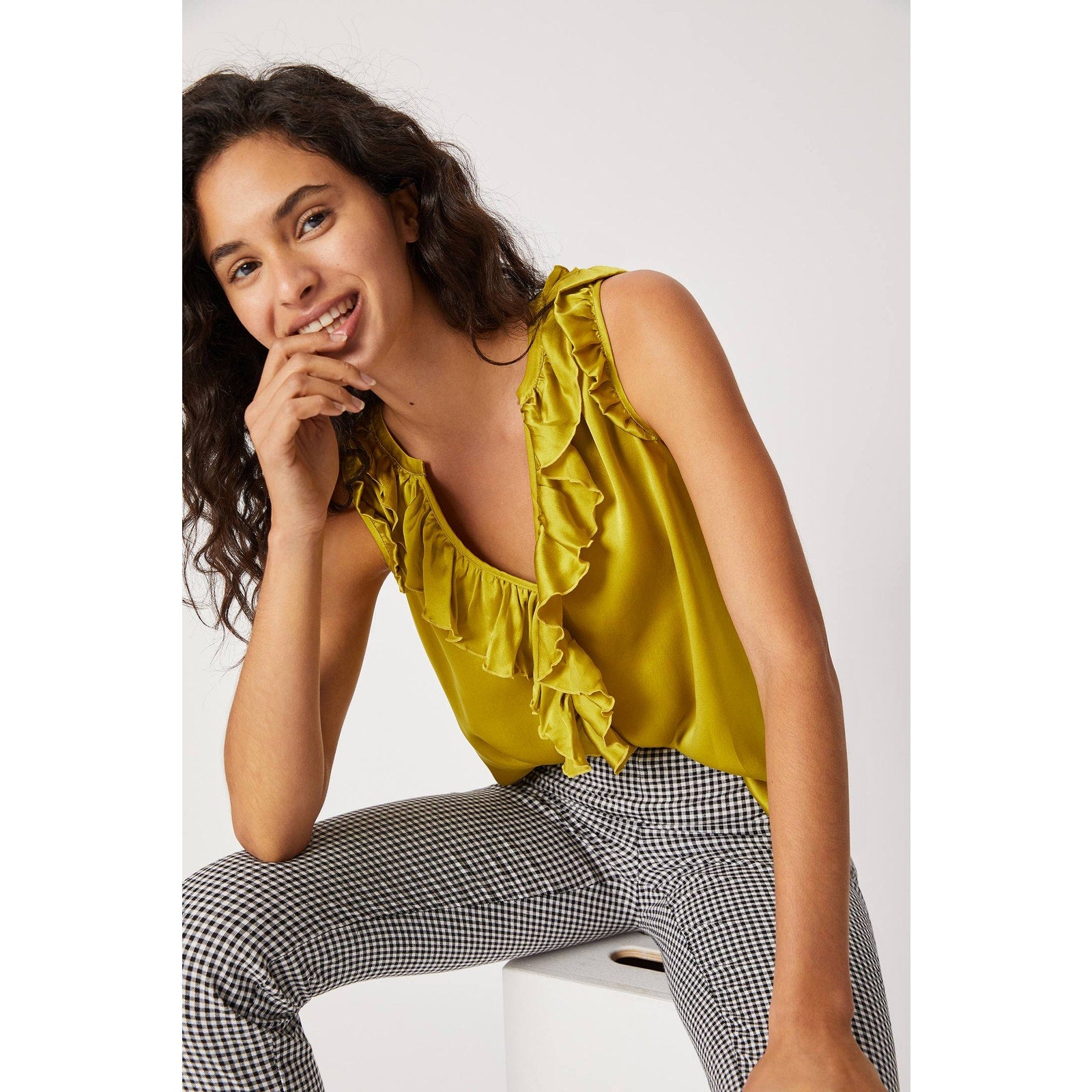 New Anthropologie Lavinia Silk Ruffled Blouse $138 SMALL Chartreuse