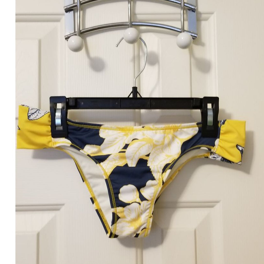 New Palmacea Lily Bandeau Top + Bikini Bottom Size Small Yellow Blue Floral