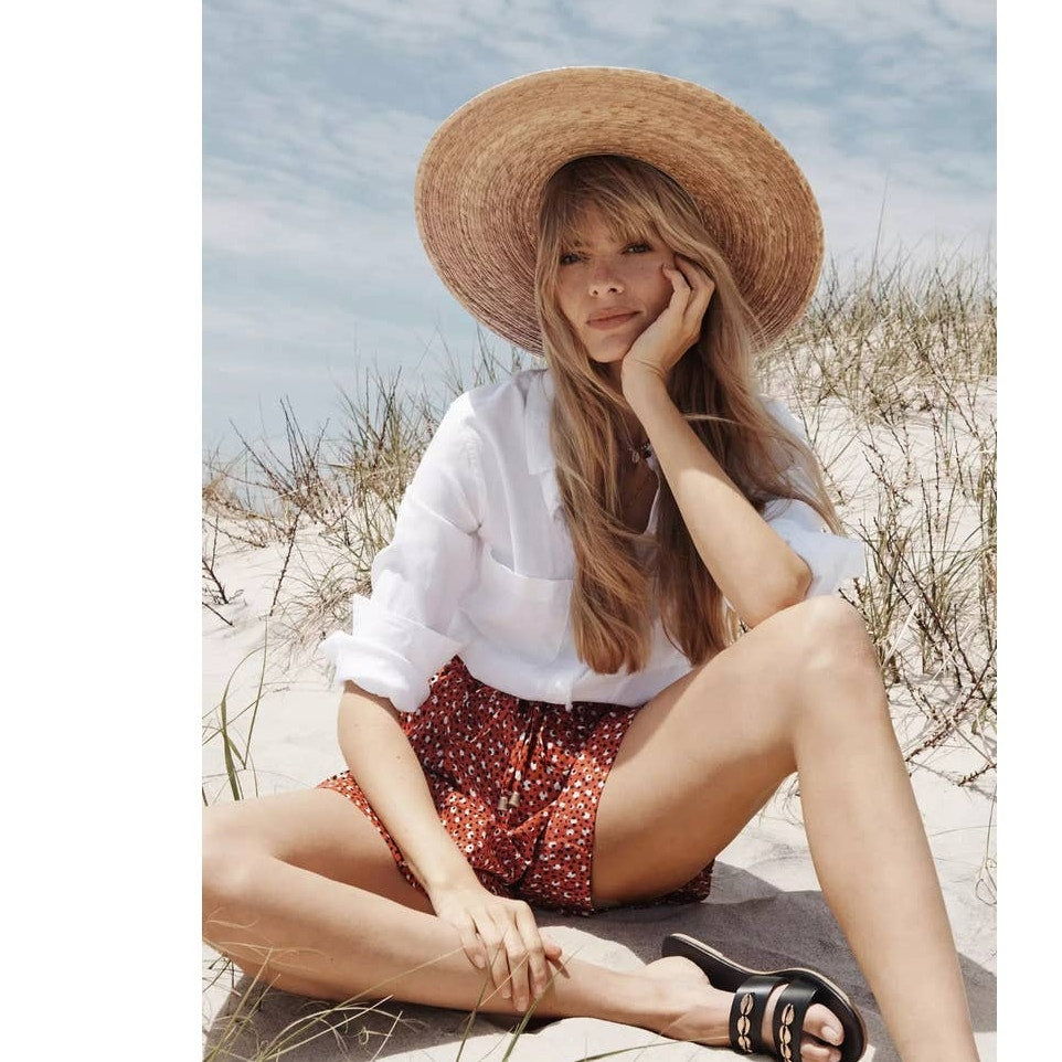 New Anthropologie x The Odells Malmo Belted Beach Shorts $248 SIZE 6 Red Motif